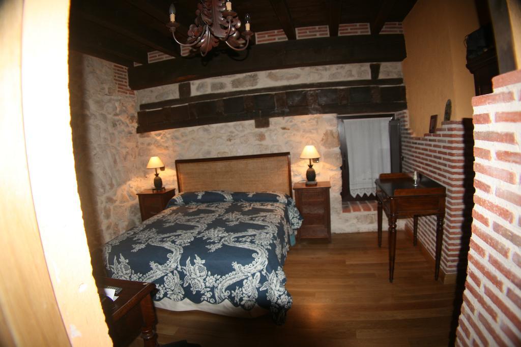 La Sinagoga Vendégház Peñaranda de Duero Szoba fotó